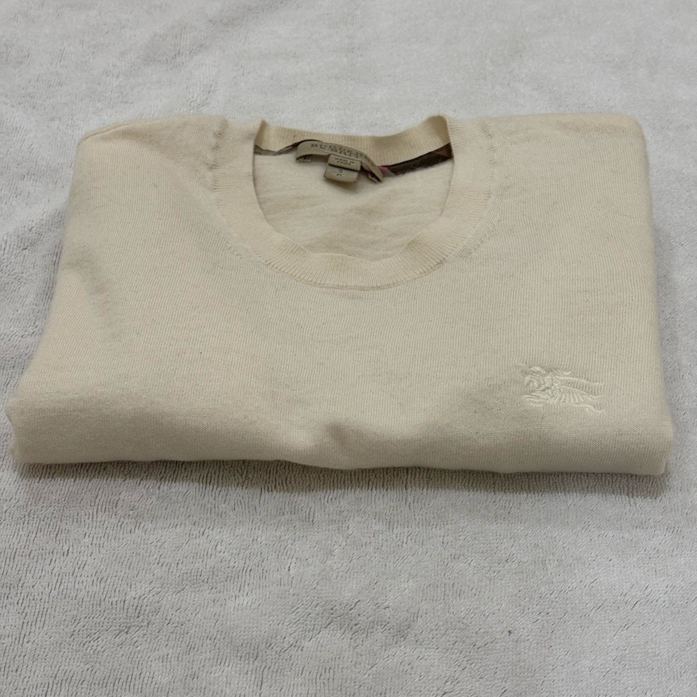 Burberry women's 100% cashmere sweater. Like new worn it twice